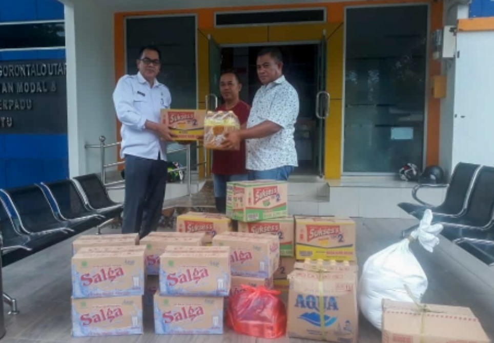 HTI Group Gorontalo Serahkan Bantuan ke Pemda Gorut untuk Warga Korban Banjir